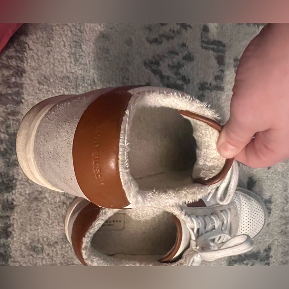 USED TORY BURCH HOWELL COURT LINED SNEAKERS SZ 8! - Picture 5 of 13